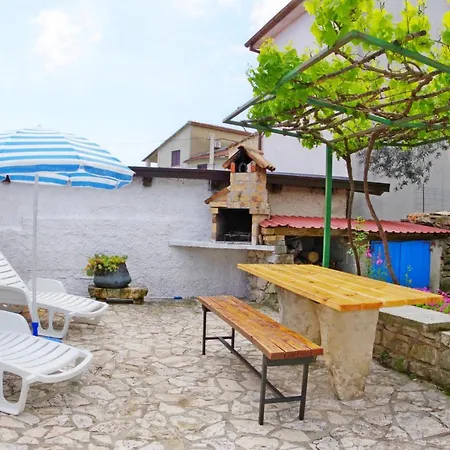 House Franko Holiday home Rakalj